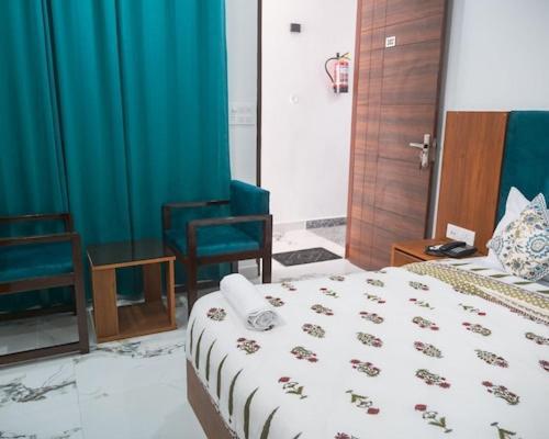 רישיקש Hotel Parth Inn מראה חיצוני תמונה